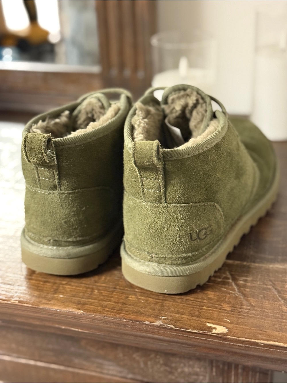 UGG Women’s Olive Suede Shearling Lined Boots